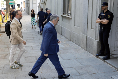 Imagen de Santos Cerdán a su llegada al Tribunal Supremo