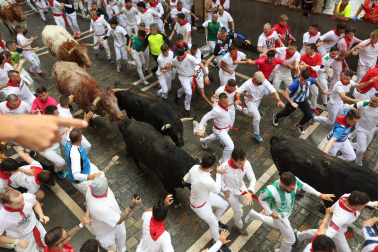 Primer encierro de San Fermín 2025.