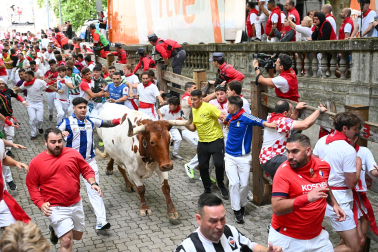 Primer encierro de San Fermín 2025