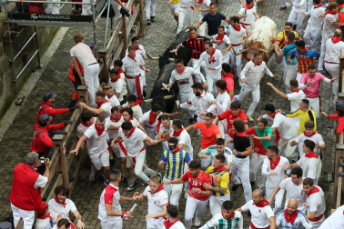 Primer encierro de San Fermín 2025.