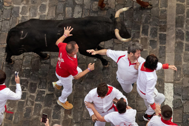 Primer encierro de San Fermín 2025.
