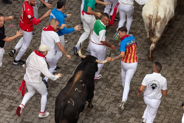Primer encierro de San Fermín 2025.