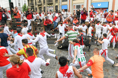 Primer encierro de San Fermín 2025.