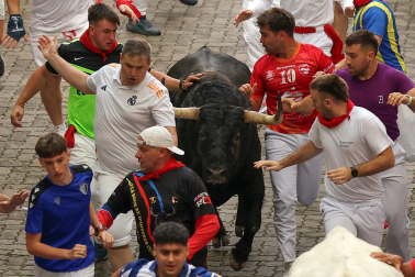 Primer encierro de San Fermín 2025.