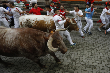 Primer encierro de San Fermín 2025.