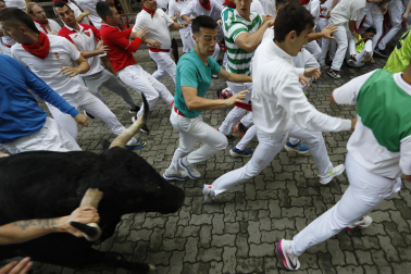 Primer encierro de San Fermín 2025.