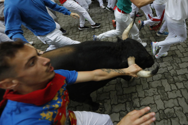 Primer encierro de San Fermín 2025.