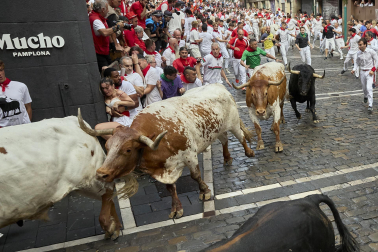 Primer encierro de San Fermín 2025.
