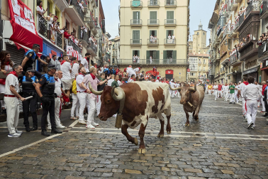 Primer encierro de San Fermín 2025.