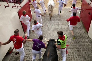Primer encierro de San Fermín 2025.