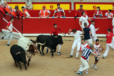 Primer encierro de San Fermín 2025.