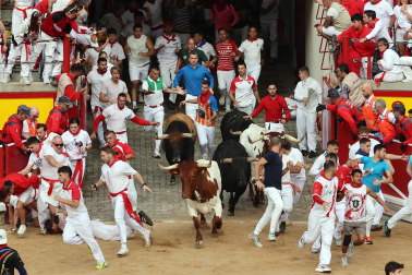 Primer encierro de San Fermín 2025.