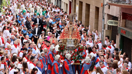 Fotos de la procesión de San Fermín 2025./