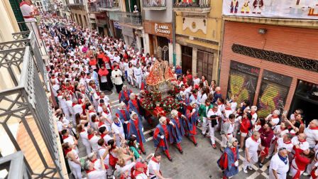Fotos de la procesión de San Fermín 2025./
