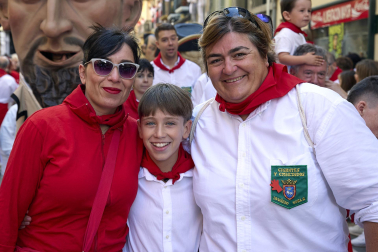Fotos de la salida de la Comparsa de Gigantes y Cabezudos este 7 de julio