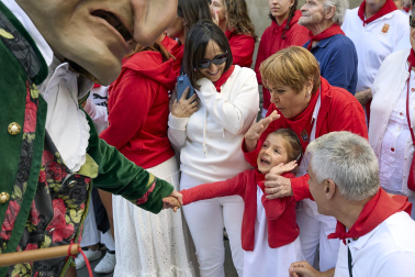 Fotos de la salida de la Comparsa de Gigantes y Cabezudos este 7 de julio