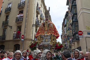 Fotos de la salida de la Comparsa de Gigantes y Cabezudos este 7 de julio