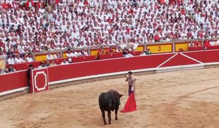 Pincha Alejandro Talavante el segundo de la tarde