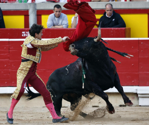 Fotos de la corrida de Fuente Ymbro en la Feria del Toro de San Fermín 2025
