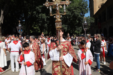 Fotos de la ofrenda infantil a San Fermín en el Rincón de la Aduana este jueves 10 de julio de 2025.