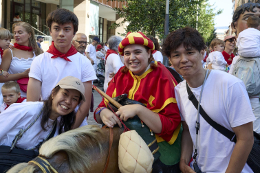 Fotos de la salida de la Comparsa de Gigantes y Cabezudos este 13 de julio de San Fermín 2025 /