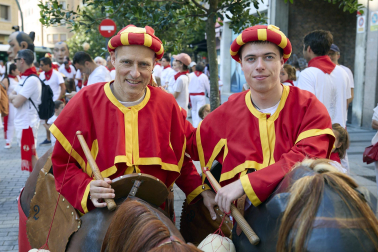 Fotos de la salida de la Comparsa de Gigantes y Cabezudos este 13 de julio de San Fermín 2025 /