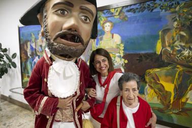 Fotos de la salida de la Comparsa de Gigantes y Cabezudos este 13 de julio de San Fermín 2025 /