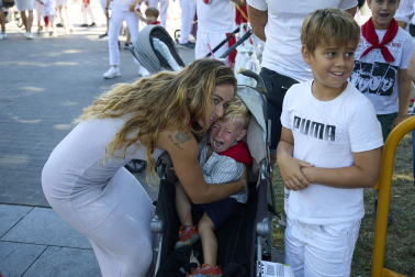 Fotos de la salida de la Comparsa de Gigantes y Cabezudos este 13 de julio de San Fermín 2025 /