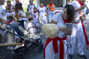 Fotos de la salida de la Comparsa de Gigantes y Cabezudos este 13 de julio de San Fermín 2025 /