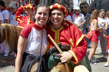 Fotos de la salida de la Comparsa de Gigantes y Cabezudos este 14 de julio de San Fermín 2025.