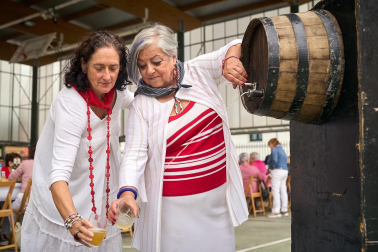 Comida popular en fiestas de Burlada 2025.