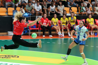 Fotos del Replasa Beti Onak - Madeira Andebol