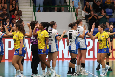 Fotos del Replasa Beti Onak - Madeira Andebol