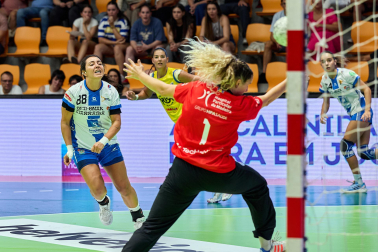 Fotos del Replasa Beti Onak - Madeira Andebol