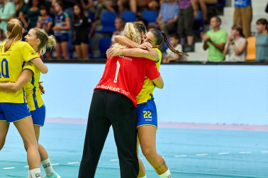 Fotos del Replasa Beti Onak - Madeira Andebol