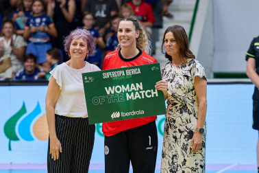 Fotos del Replasa Beti Onak - Madeira Andebol