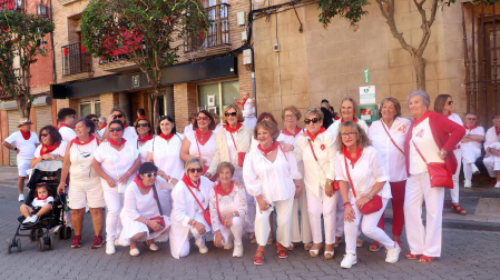 Fotos del día de la mujer en las fiestas de Cintruénigo 2025