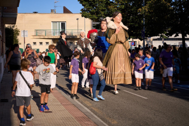 Fotos del cohete de inicio de las fiestas 2025 en Ansoáin /
