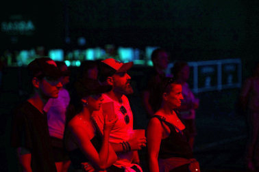 Actuaciones y público asistente al Festival En Vivo en el Pabellón Navarra Arena /