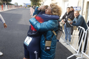 Fotos de la victoria de Paula Ostiz en el Campeonato de Europa contrarreloj júnior