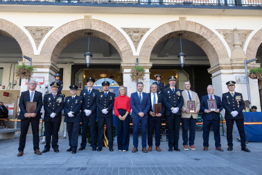 Fotos de la celebración del Día Nacional de la Policía en Tudela /