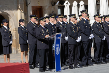 Fotos de la celebración del Día Nacional de la Policía en Tudela /
