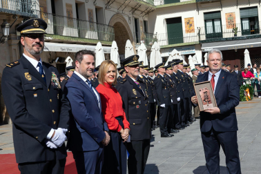 Fotos de la celebración del Día Nacional de la Policía en Tudela /