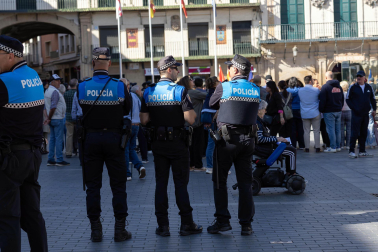 Fotos de la celebración del Día Nacional de la Policía en Tudela /