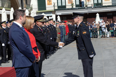 Fotos de la celebración del Día Nacional de la Policía en Tudela /