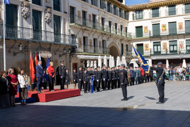 Fotos de la celebración del Día Nacional de la Policía en Tudela /