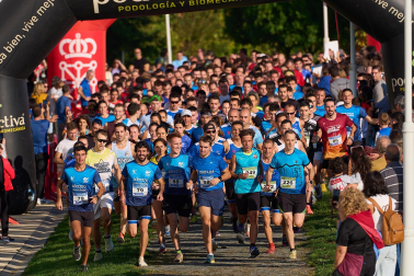 Imágenes de los 400 atletas que participaron en la IV Carrera Popular 'Cada oveja con su pareja' 2025 /