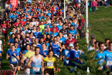 Imágenes de los 400 atletas que participaron en la IV Carrera Popular 'Cada oveja con su pareja' 2025 /