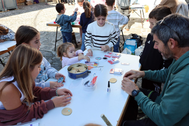 Los vecinos del pueblo de Ezcároz disfrutan de su Fiesta de Otoño