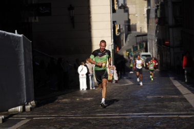 Fotos de la XII Carrera Solidaria Navarra en favor de ANFAS